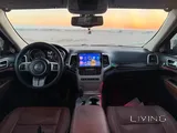 Jeep Grand Cherokee Limited 2011 V8